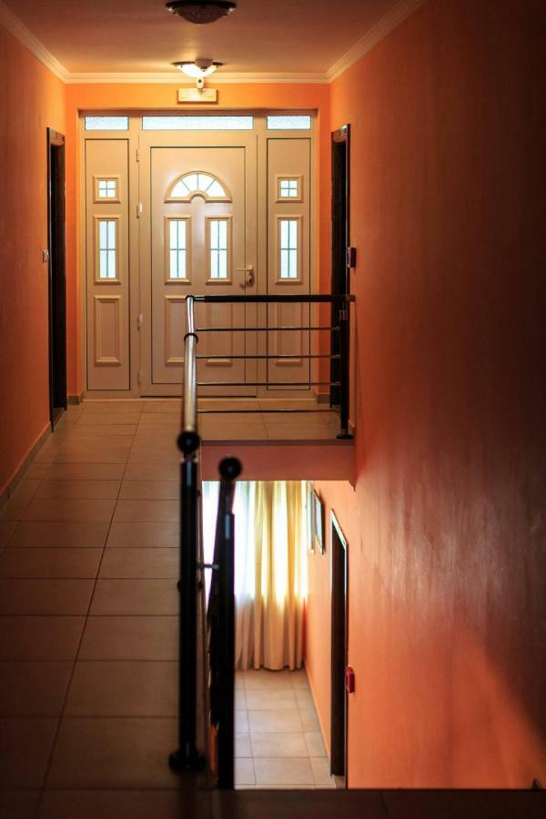 Villa Imperija Guesthouse Budva Buitenkant foto